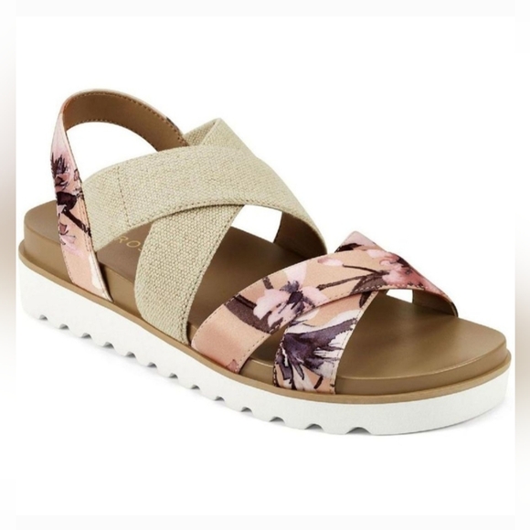 Aerosoles Kings Park Platform Sandals - Picture 1 of 7
